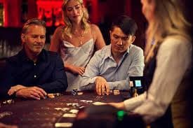 Fitur live dealer dan slot games di iOS Web daya4d